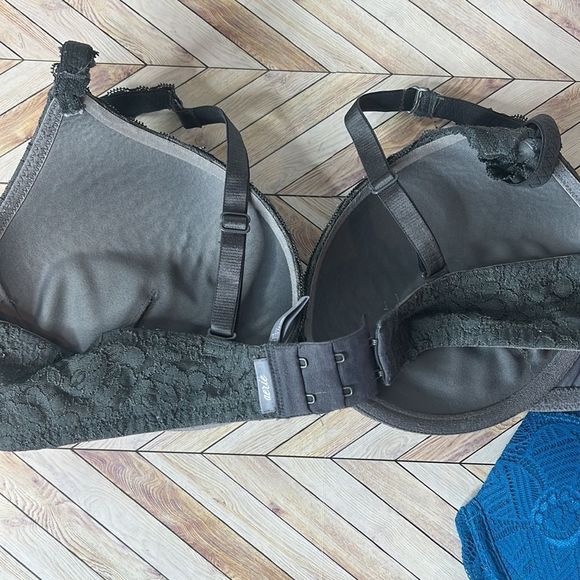 Aerie | set of two lace bras 36C - Picture 2 of 7